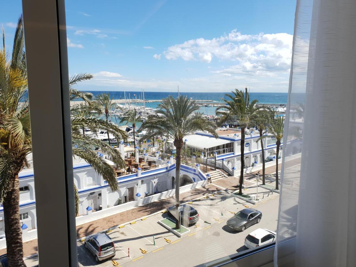 Fantastic Apartment In Front Of The Sea & Marina إِستيبونا المظهر الخارجي الصورة