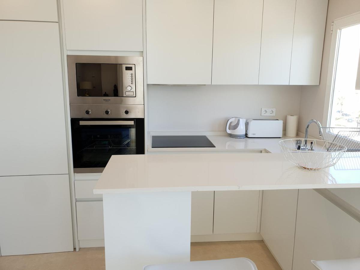 Fantastic Apartment In Front Of The Sea & Marina إِستيبونا المظهر الخارجي الصورة