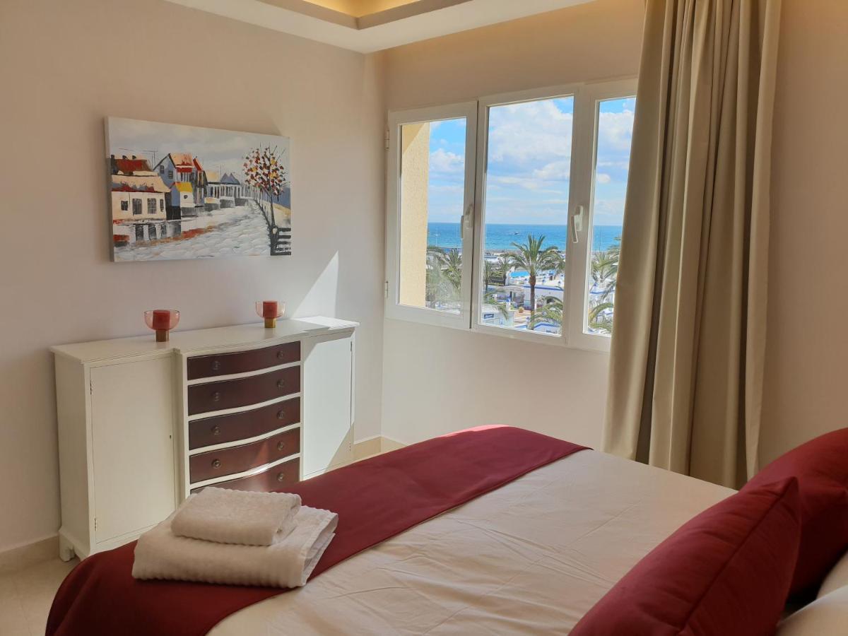 Fantastic Apartment In Front Of The Sea & Marina إِستيبونا المظهر الخارجي الصورة