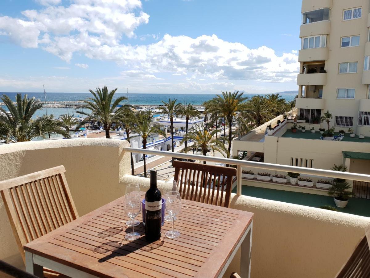 Fantastic Apartment In Front Of The Sea & Marina إِستيبونا المظهر الخارجي الصورة