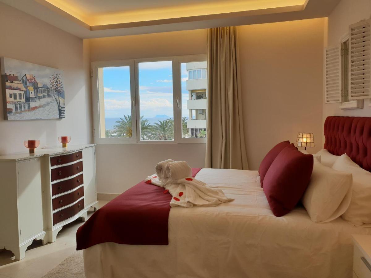 Fantastic Apartment In Front Of The Sea & Marina إِستيبونا المظهر الخارجي الصورة