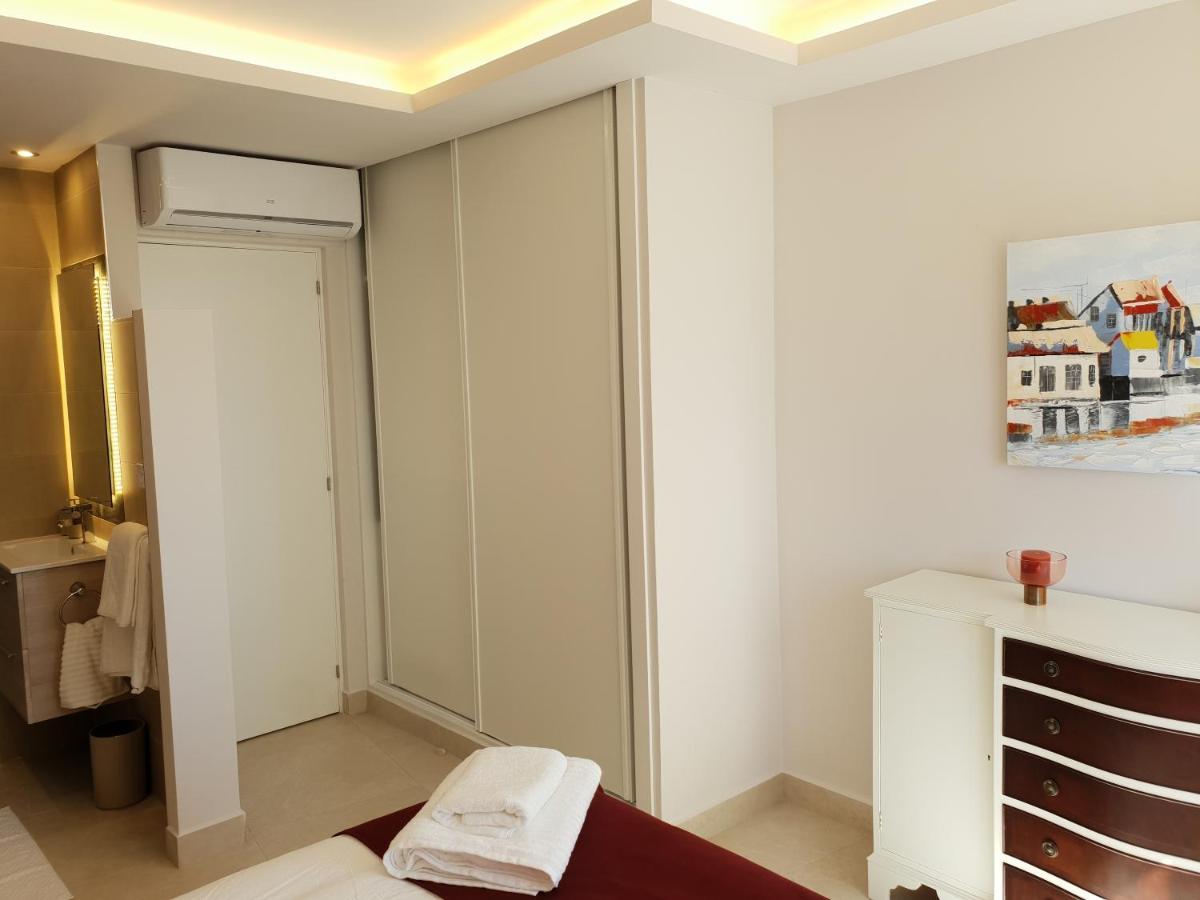 Fantastic Apartment In Front Of The Sea & Marina إِستيبونا المظهر الخارجي الصورة