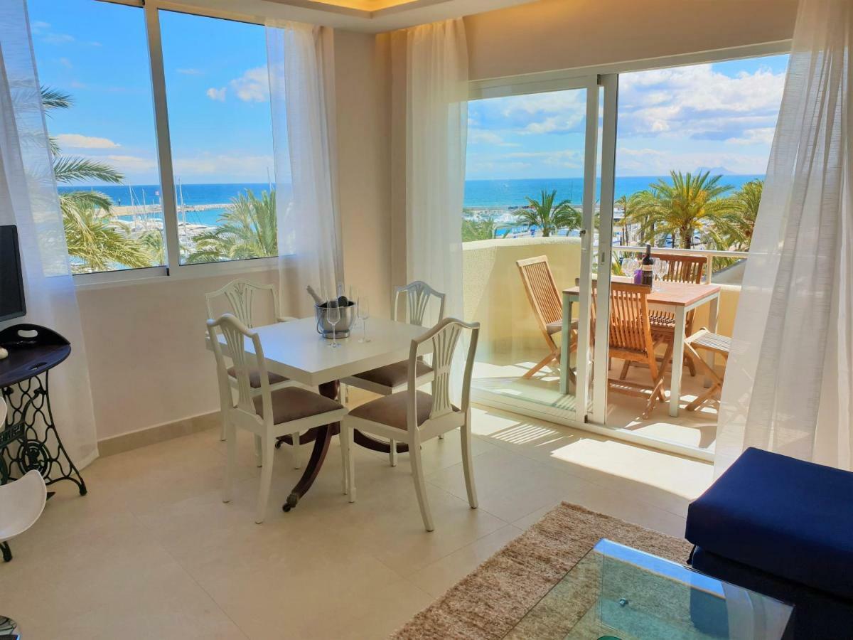 Fantastic Apartment In Front Of The Sea & Marina إِستيبونا المظهر الخارجي الصورة