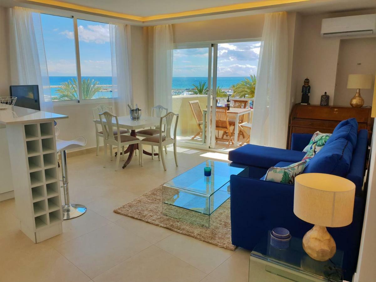 Fantastic Apartment In Front Of The Sea & Marina إِستيبونا المظهر الخارجي الصورة